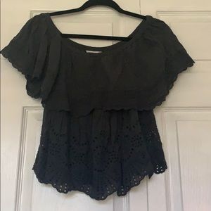 American Eagle off the shoulders cropped top